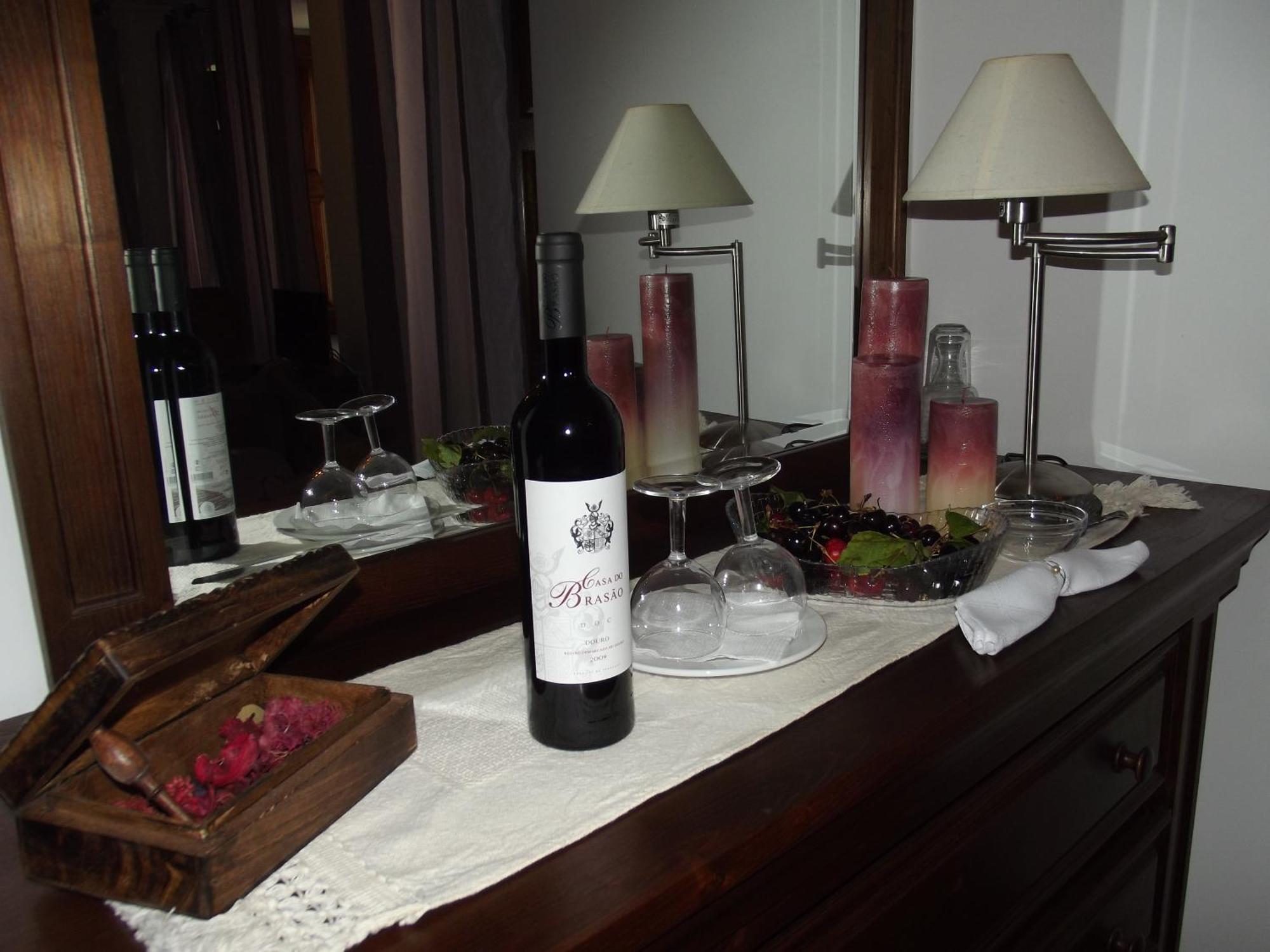 Casa Do Brasao Hotel Tabuaco Ngoại thất bức ảnh
